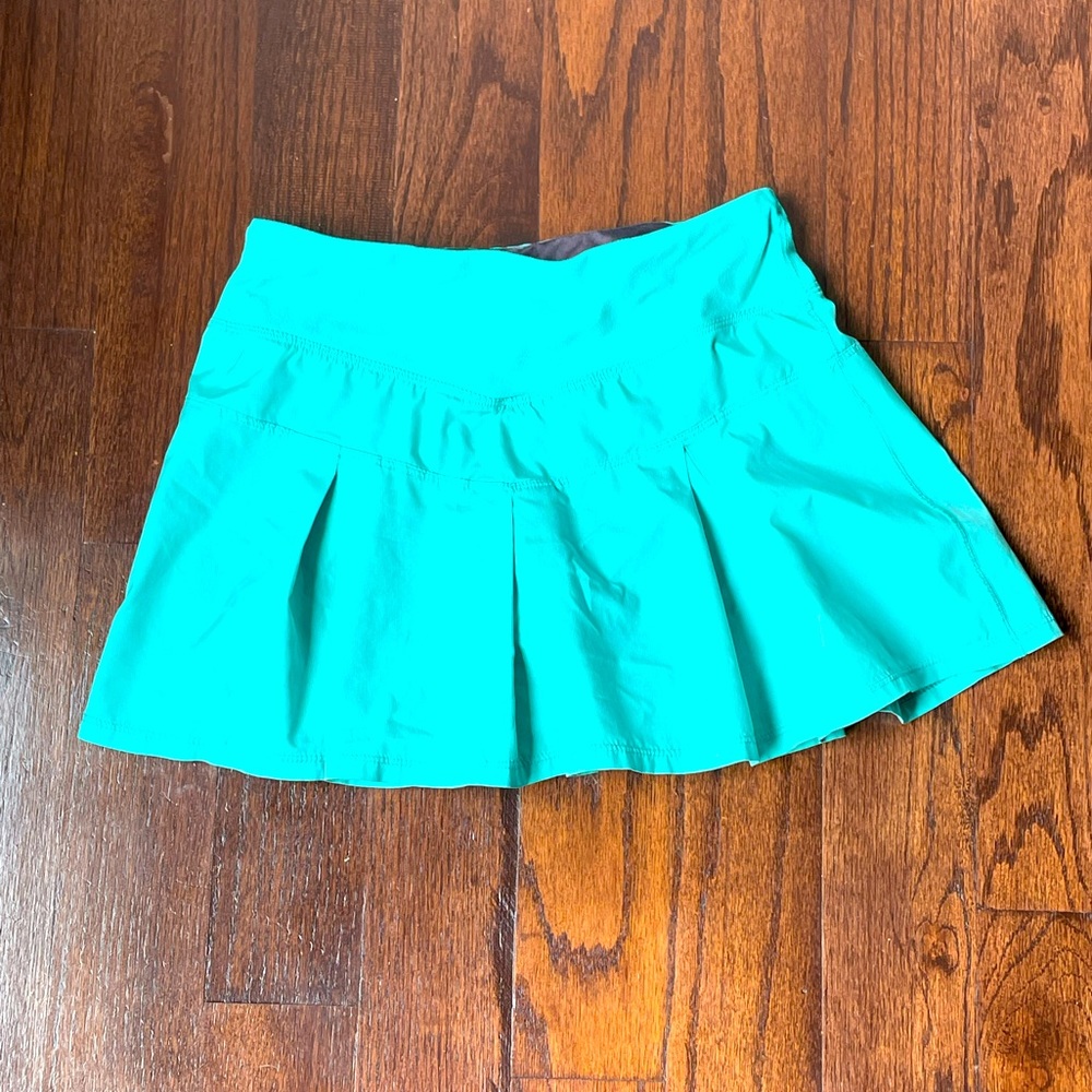 Lululemon Teal golf skirt